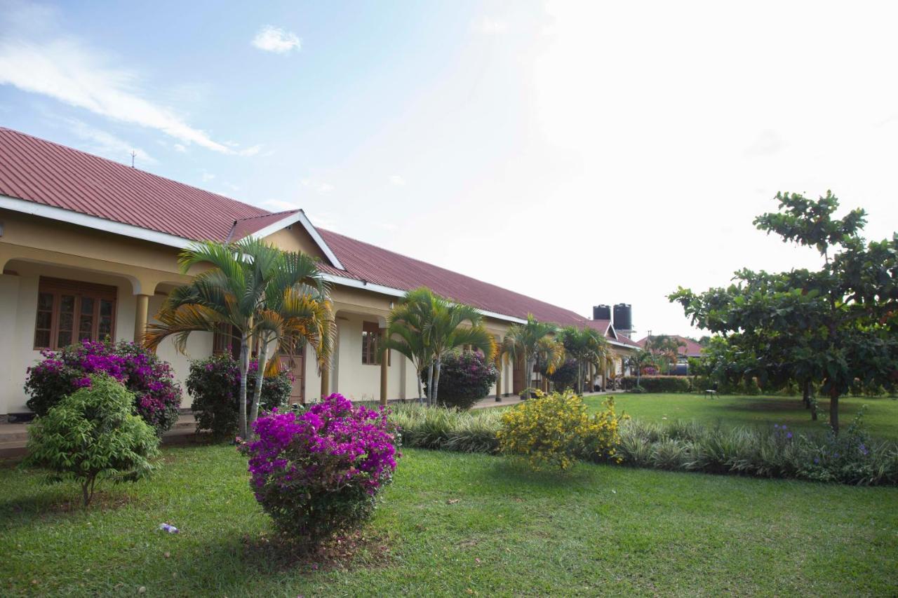 The Sparrow Hotels Soroti Exterior foto